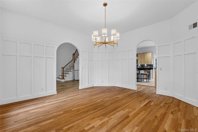 191 Beechmont Drive, New Rochelle, NY 10804
