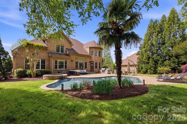 7004 Camrose Crossing Lane, Matthews, NC 28104