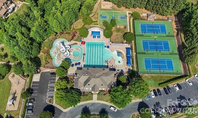 7004 Camrose Crossing Lane, Matthews, NC 28104