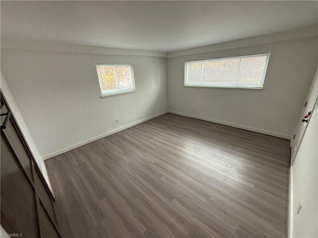 222 N Hawthorne Road A, Winston-salem, NC 27104