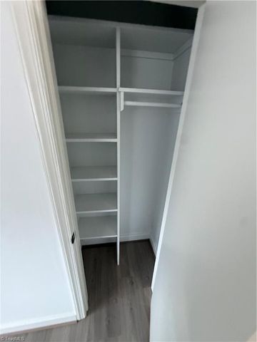 222 N Hawthorne Road A, Winston-salem, NC 27104