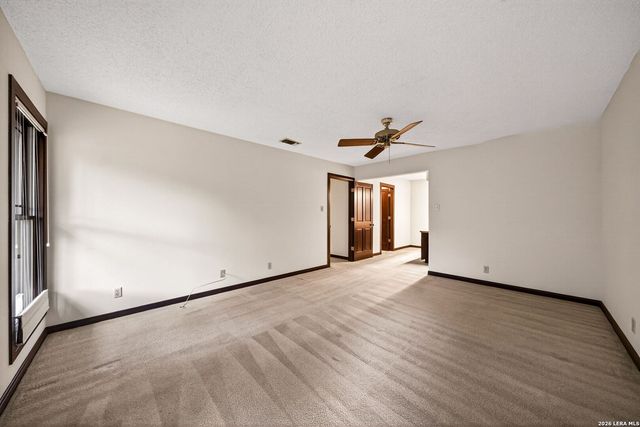 13515 Hollow View St, San Antonio, TX 78232