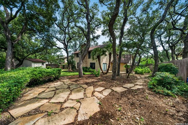 13515 Hollow View St, San Antonio, TX 78232