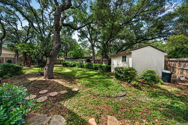 13515 Hollow View St, San Antonio, TX 78232