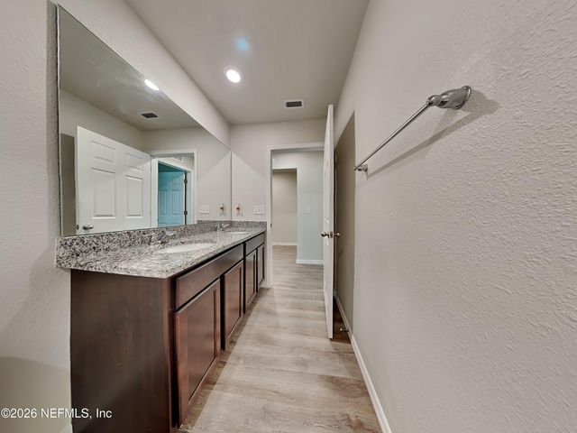 8682 KAYE Lane, Jacksonville, FL 32222