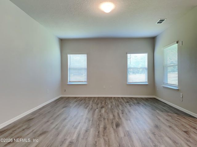 8682 KAYE Lane, Jacksonville, FL 32222