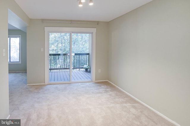 12303 MULBERRY CT, Woodbridge, VA 22192