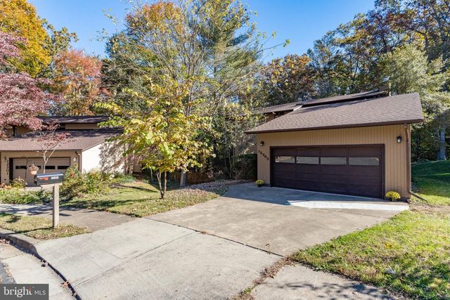 12303 MULBERRY CT, Woodbridge, VA 22192