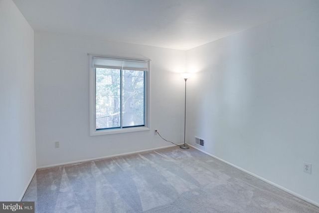 12303 MULBERRY CT, Woodbridge, VA 22192