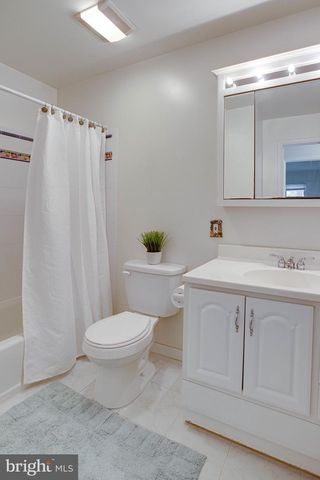 12303 MULBERRY CT, Woodbridge, VA 22192