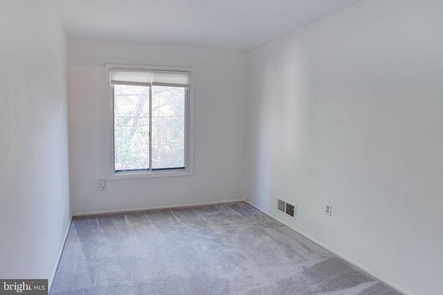 12303 MULBERRY CT, Woodbridge, VA 22192