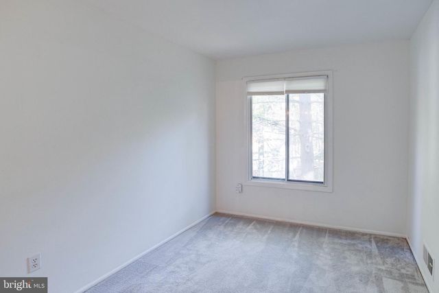 12303 MULBERRY CT, Woodbridge, VA 22192