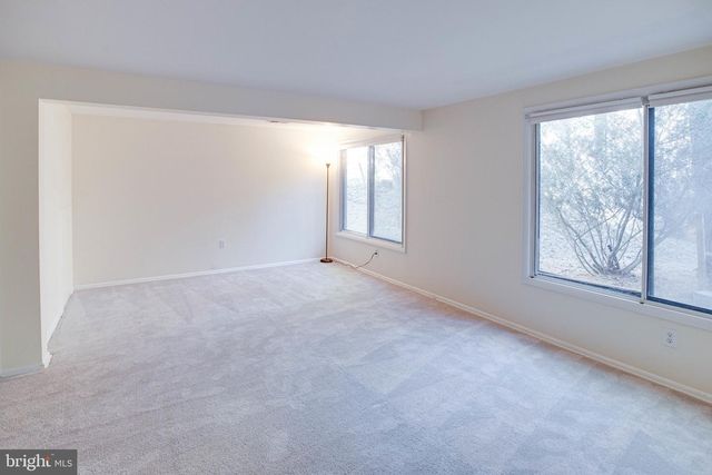 12303 MULBERRY CT, Woodbridge, VA 22192