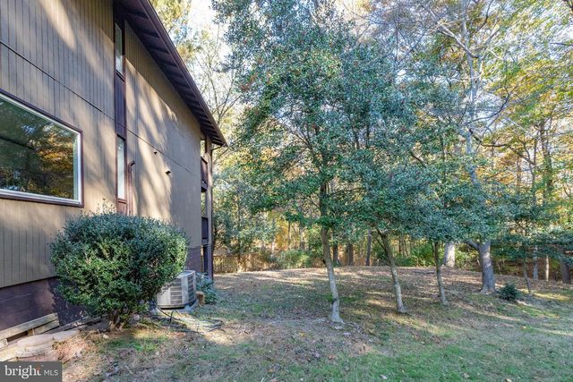 12303 MULBERRY CT, Woodbridge, VA 22192
