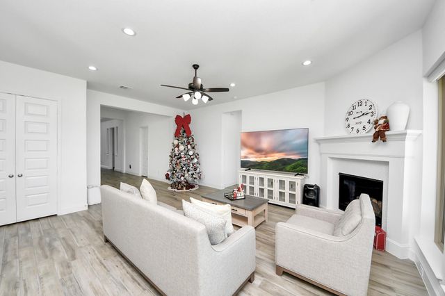 24919 Hibiscus Garden Way, Katy, TX 77493