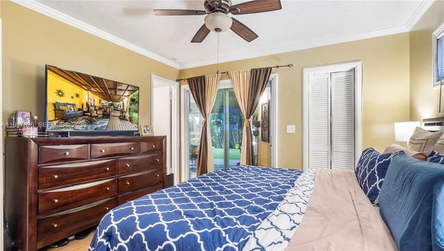 7808 SW 8th Ct, North Lauderdale, FL 33068