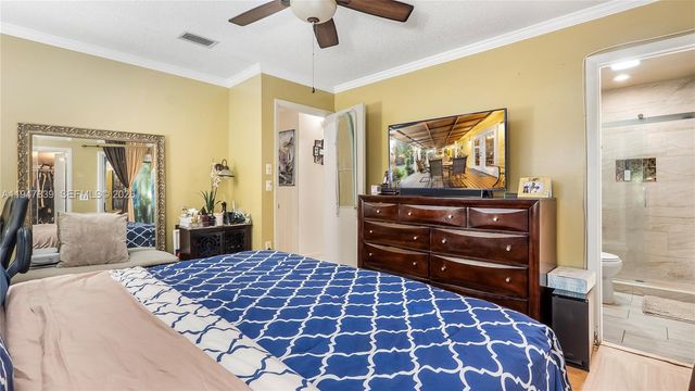 7808 SW 8th Ct, North Lauderdale, FL 33068