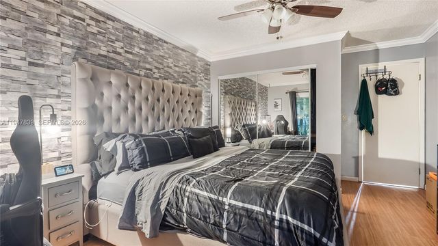 7808 SW 8th Ct, North Lauderdale, FL 33068