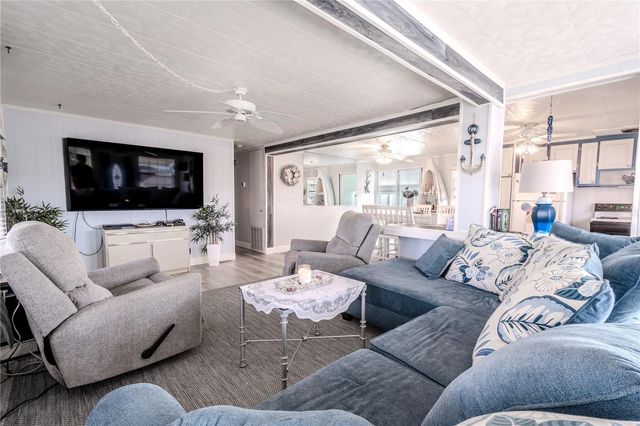 10343 MAGNOLIA LANE 180, Largo, FL 33773