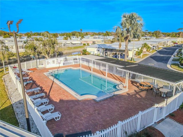 10343 MAGNOLIA LANE 180, Largo, FL 33773