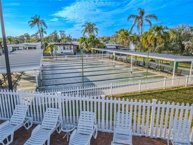 10343 MAGNOLIA LANE 180, Largo, FL 33773