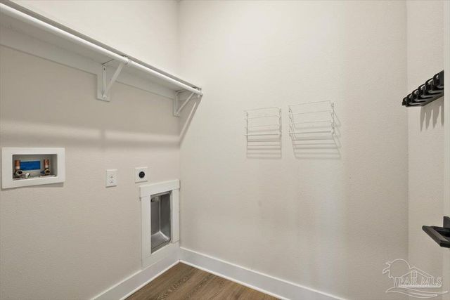 6207 Jenks Dr, Gulf Breeze, FL 32563