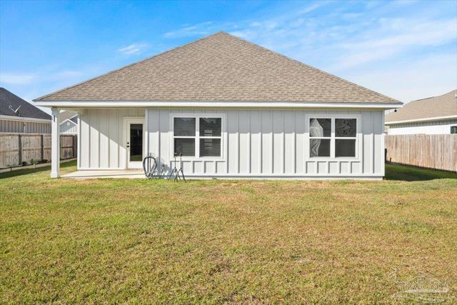 6207 Jenks Dr, Gulf Breeze, FL 32563