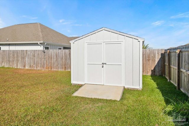 6207 Jenks Dr, Gulf Breeze, FL 32563