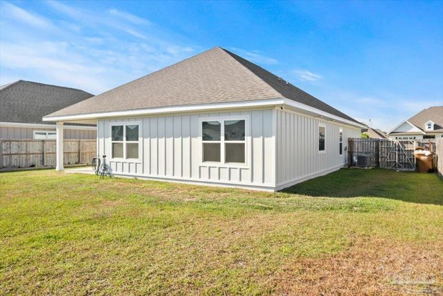 6207 Jenks Dr, Gulf Breeze, FL 32563