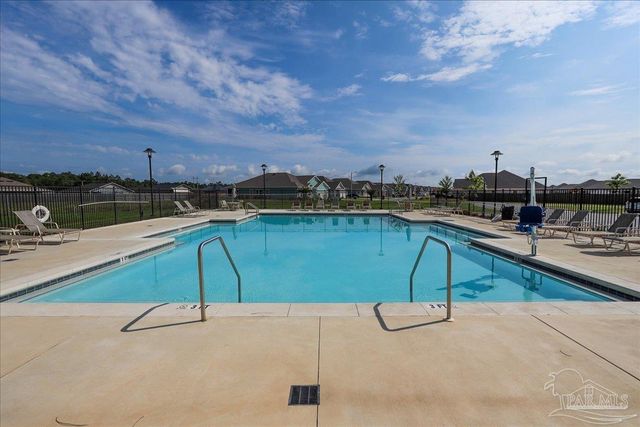 6207 Jenks Dr, Gulf Breeze, FL 32563