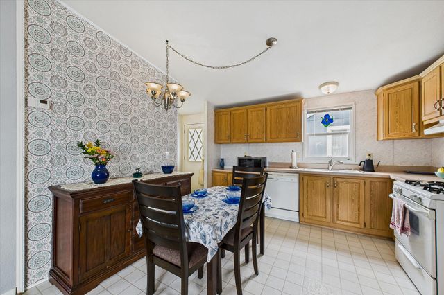 4859 Nomad Avenue, Arcata, CA 95521
