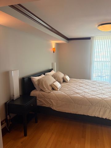 201 E CHESTNUT Street 22C, Chicago, IL 60611