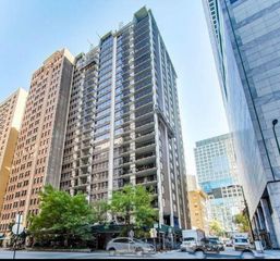 201 E CHESTNUT Street 22C, Chicago, IL 60611