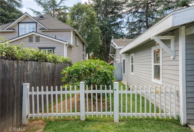 2411 3rd, La Verne, CA 91750