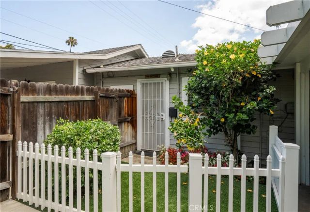 2411 3rd, La Verne, CA 91750