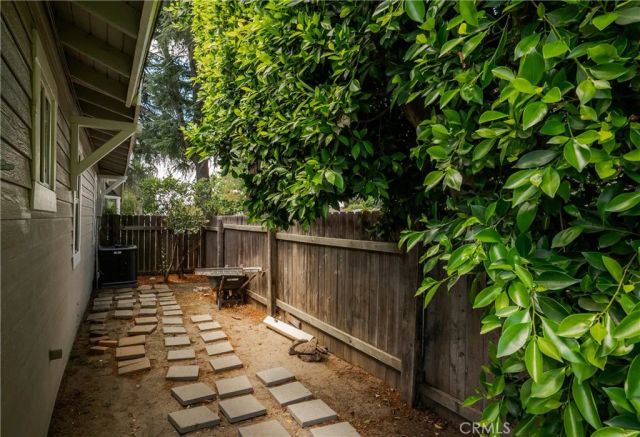 2411 3rd, La Verne, CA 91750