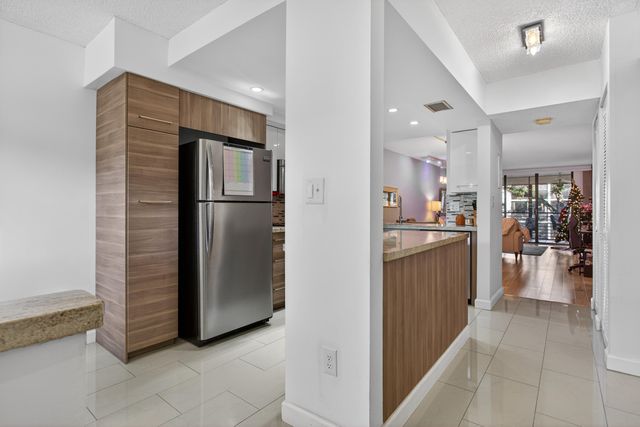 7547 NW 79th Avenue 212, Tamarac, FL 33321