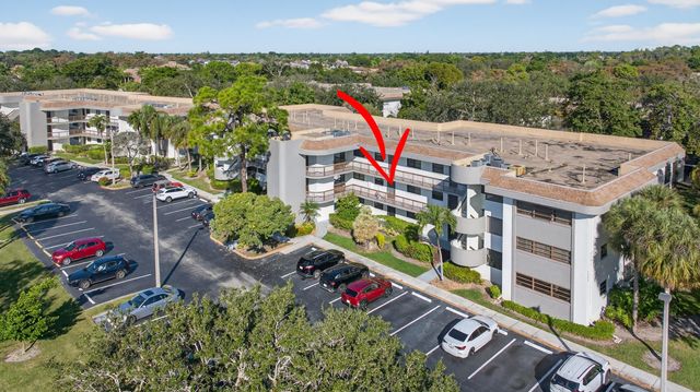 7547 NW 79th Avenue 212, Tamarac, FL 33321