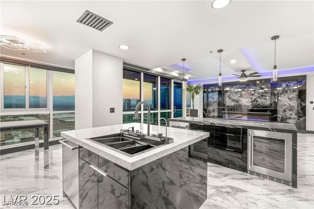 4575 Dean Martin Drive 2706, Las Vegas, NV 89103