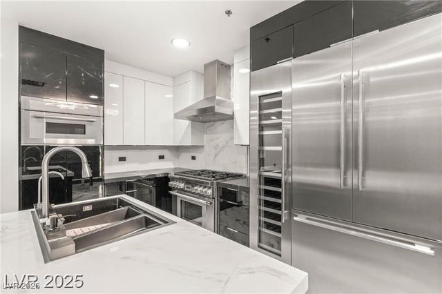 4575 Dean Martin Drive 2706, Las Vegas, NV 89103