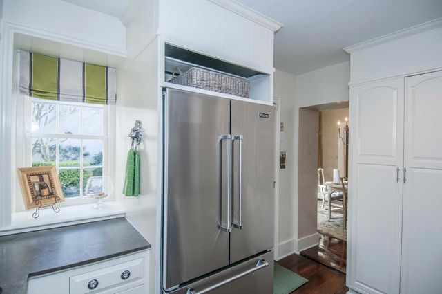 31 Wentworth Street, Charleston, SC 29401