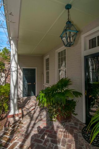 31 Wentworth Street, Charleston, SC 29401