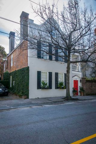 31 Wentworth Street, Charleston, SC 29401