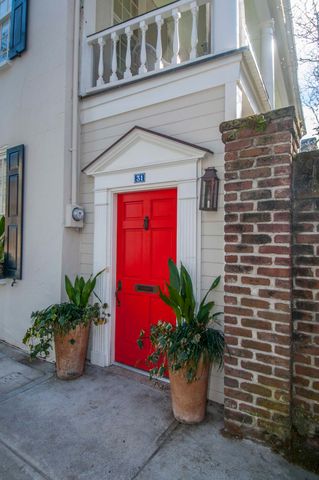 31 Wentworth Street, Charleston, SC 29401