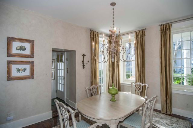 31 Wentworth Street, Charleston, SC 29401
