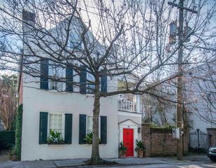 31 Wentworth Street, Charleston, SC 29401