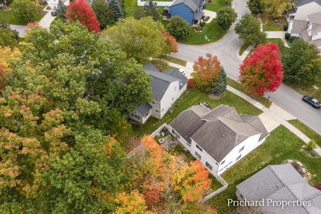 5715 W Grove Drive Se, City Of Kentwood, MI 49512