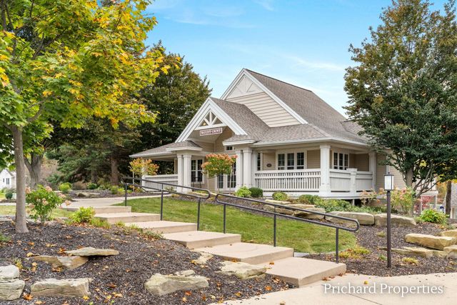 5715 W Grove Drive Se, City Of Kentwood, MI 49512