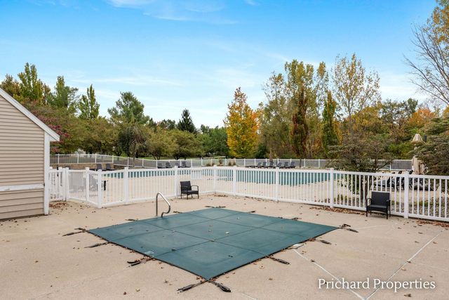 5715 W Grove Drive Se, City Of Kentwood, MI 49512