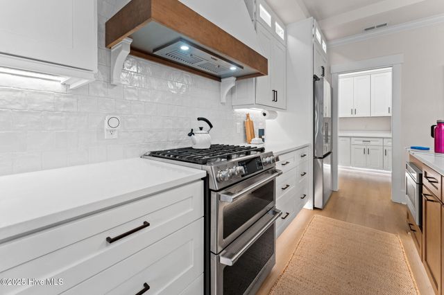 111 SW 22nd Street, Oak Island, NC 28465